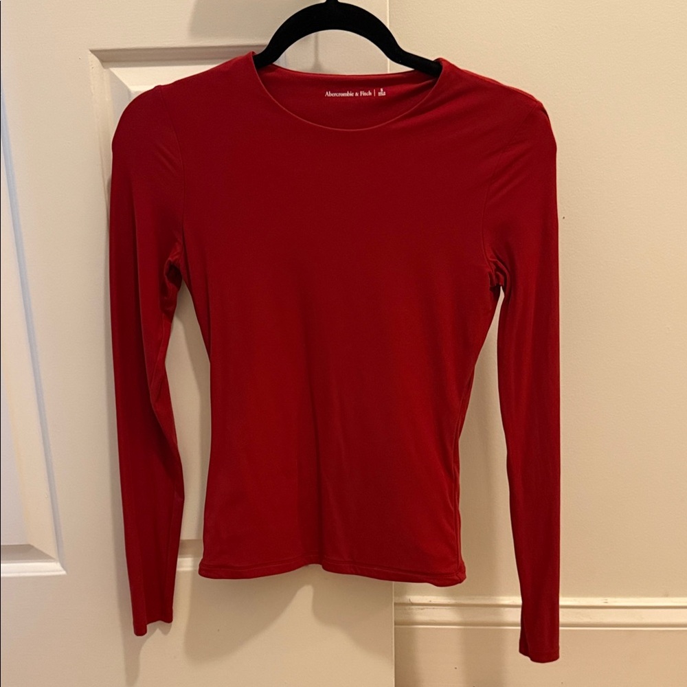 Abercrombie & Fitch Bold Red Long Sleeve Tee - Picture 1 of 2